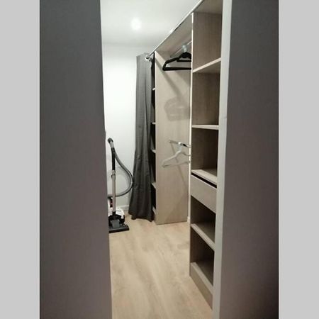Charmant Appartement Avec Terrasse Pont-de-l'Isere Екстер'єр фото